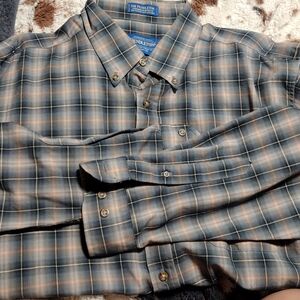 Pendleton Blue and Tan Casual Button Down Shirt